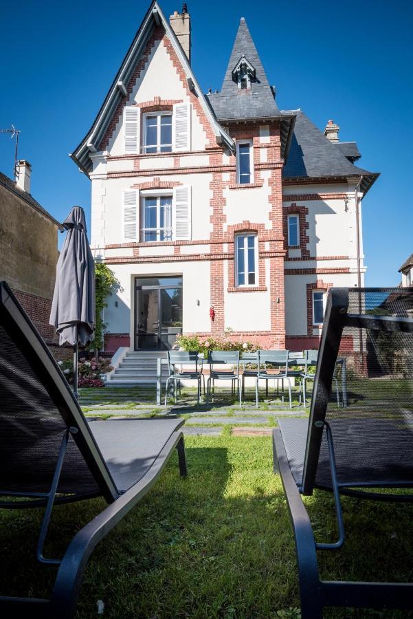 Villa Berry Centre Deauville - Chic & Stylee - Magnifique Jardin Exterior foto